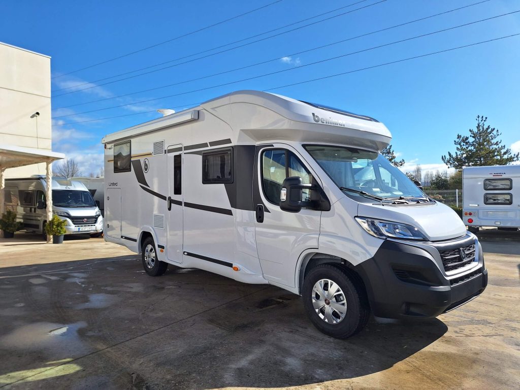 Venta de autocaravana perfilada