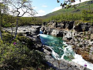 Viaje en autocaravana de Cabo Norte a Estocolmo por Laponia con auroras boreales