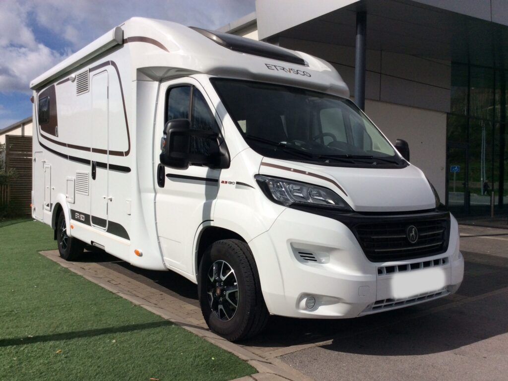 Alquiler de autocaravana Etrusco T6900
