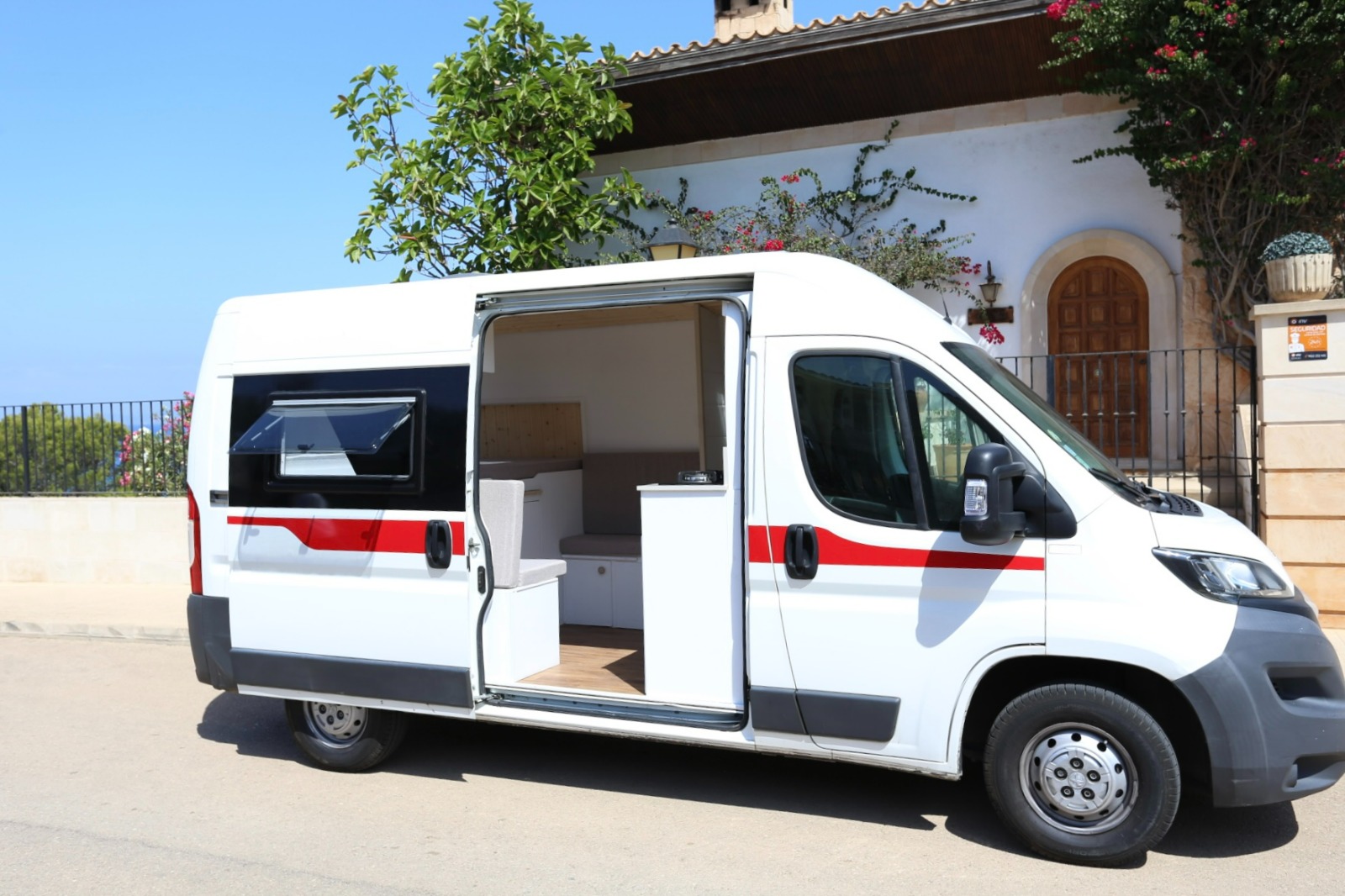 Campereta-de-Franja-Roja-1-1